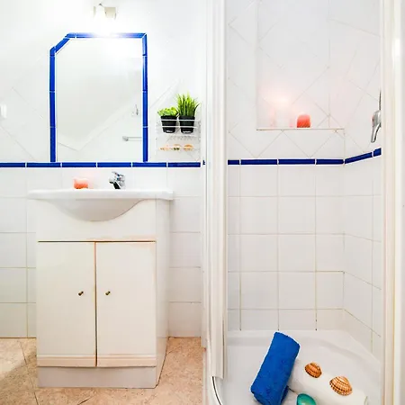 Villa Cape - Moradia Tranquila Com Piscina E Bbq Em Lagoa (Algarve)