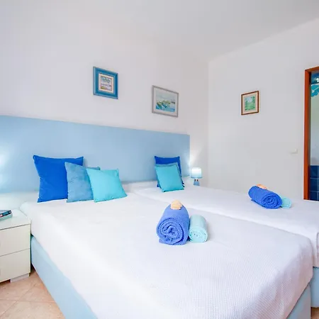 Villa Cape - Moradia Tranquila Com Piscina E Bbq Em