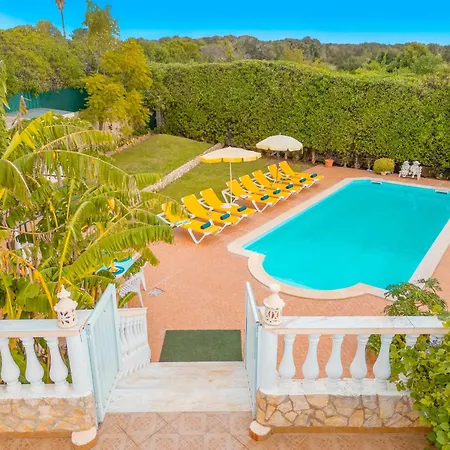 Cape - Moradia Tranquila Com Piscina E Bbq Em